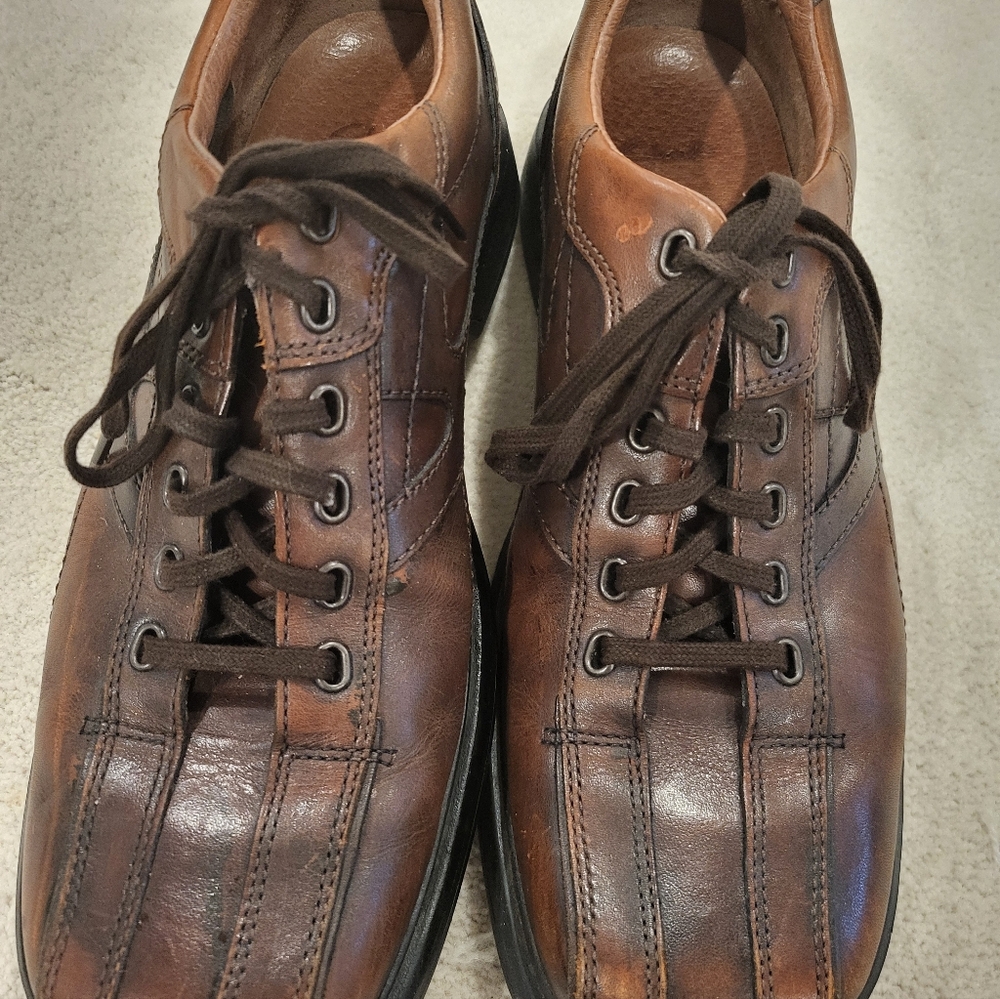 Clarks Size 9 Brown Leather Men's Shoes